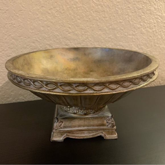 Rustic ornate Tuscany decorative bowl / tray - Picture 2 of 9